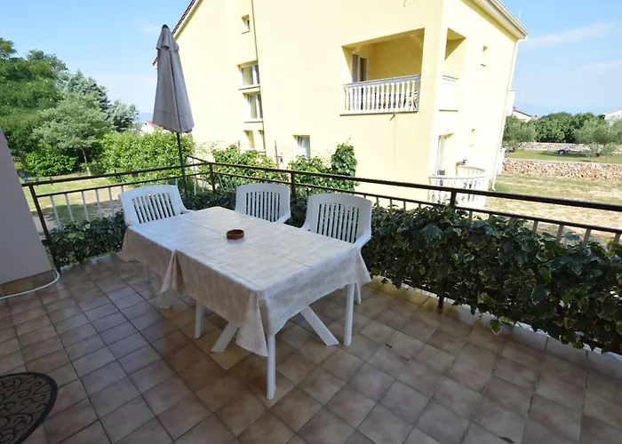 Josipa5 Mit Terrasse By Interhome Apartmán